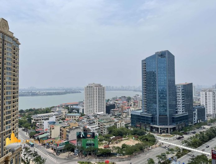 Fantastic lake view apartment at G3 Ciputra for rent (1)