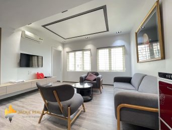 Fantastic lake view apartment at G3 Ciputra for rent (4)