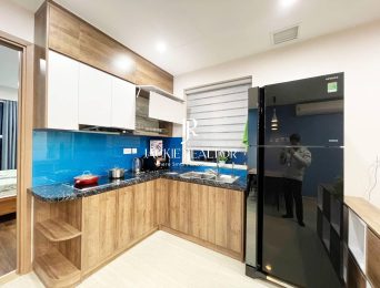 Fully furnished 2-bedroom apartment at The Link Ciputra for rent (5)