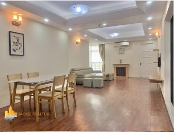 Fully furnished apartment for rent in E1 Ciputra (2)