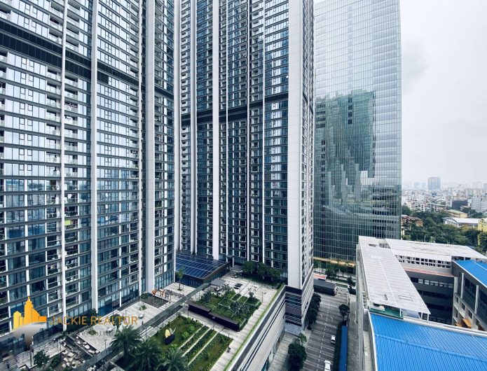 Fully furnished apartment in M3 Vinhomes Metropolis for rent (1)