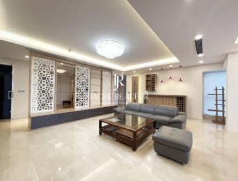 Giant 267SQM apartment for rent in The Link L2 Ciputra (2)