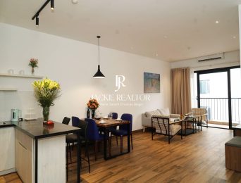 Gorgeous 2 bedrooms in Tu Hoa for rent - Westlake Housing (3)