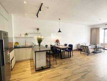 Gorgeous 2 bedrooms in Tu Hoa for rent - Westlake Housing (4)