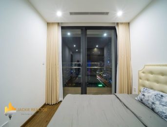 Gorgeous 3BRs Vinhomes West Point apartment for rent (3)