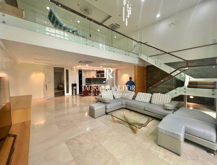 Gorgeous 4-bedroom penthouse at P1 Ciputra for rent (1)