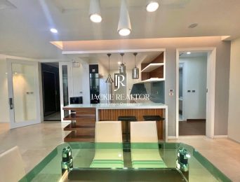 Gorgeous 4-bedroom penthouse at P1 Ciputra for rent (5)