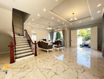 Gorgeous duplex house for rent in Vinhomes Riverside (5)