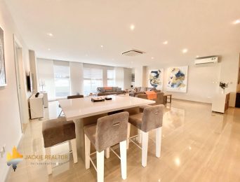 Grand 2BRs apartment in L3 Ciputra for rent (5)
