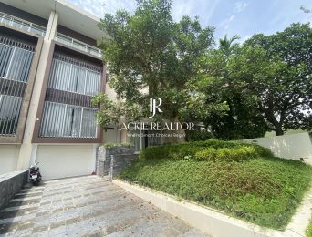 Grand 6-bedroom detached villa at Q Ciputra for rent (2)