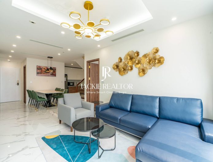 Great golf-view duplex apartment for rent at Sunshine City (1)
