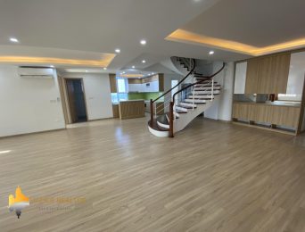 Great unfurnished 4BRs duplex apartment for rent at N02-T3 building (Quang Minh Tower) (4)