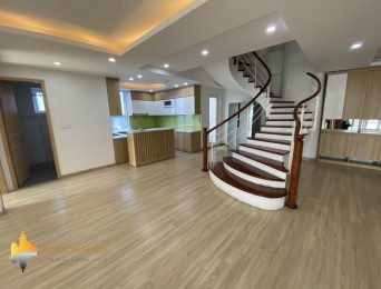 Great unfurnished 4BRs duplex apartment for rent at N02-T3 building (Quang Minh Tower) (5)