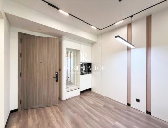 High-end 1-bedroom apartment in SOHO Heritage Westlake for rent (5)
