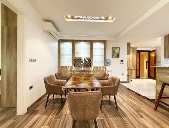 High-end 3BHK apartment at E4 Ciputra for rent (5)