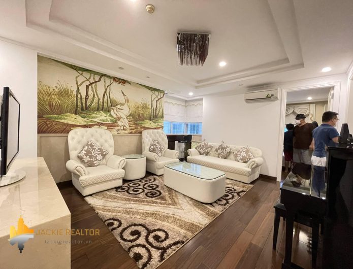High-end 3BRs apartment in Ciputra Hanoi for rent, near West Lake (1)