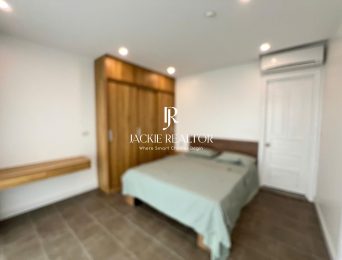 High-end 4-bedroom apartment for rent at P1 Ciputra (3)