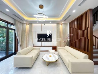 High-end 6-bedroom villa for rent at K Ciputra (4)