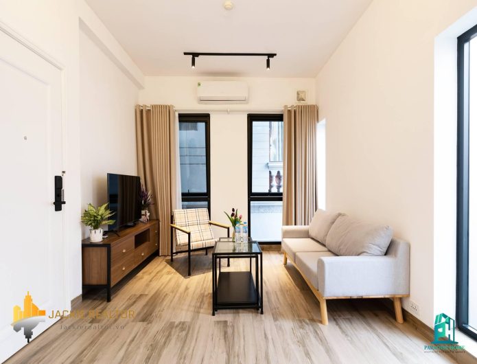 Homey 1BD serviced apartment in Tu Hoa Str for rent (1)