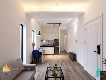 Homey 1BD serviced apartment in Tu Hoa Str for rent (4)