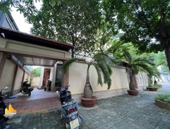 Huge 4BRs villa in Vuon Dao for rent - The most classy area in Tay Ho (3)