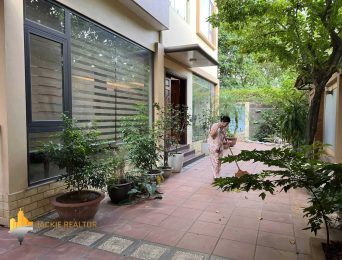 Huge 4BRs villa in Vuon Dao for rent - The most classy area in Tay Ho (5)