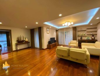 Huge luxurious 800 sqm Vuon Mai Ecopark detached villa for rent (3)