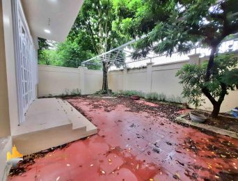 Huge unfurnished villa for rent in C7, Ciputra (2)