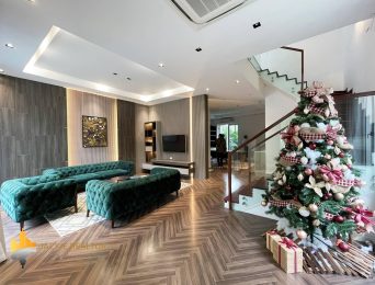 Impressive 4BRs villa for rent in Vinhomes Riverside (5)