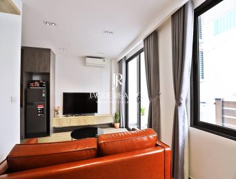 Incredible 1-bedroom apartment in Au Co Str, Tay Ho Distr for rent (4)