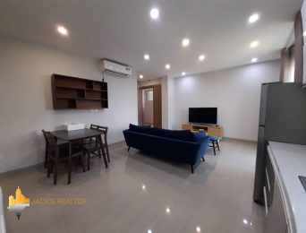 Incredible golf-view apartment for rent in L4 Ciputra (4)