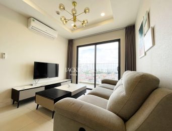 Inexpensive 2-bedroom apartment at Kosmo Tay Ho for rent (4)