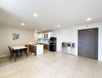 Inexpensive 2-bedroom apartment at Kosmo Tay Ho for rent (5)