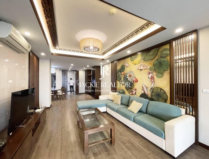 Inexpensive P2 Ciputra apartment for rent (1)