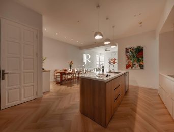 Innovative 3-bedroom apartment for rent at G2 Ciputra (5)