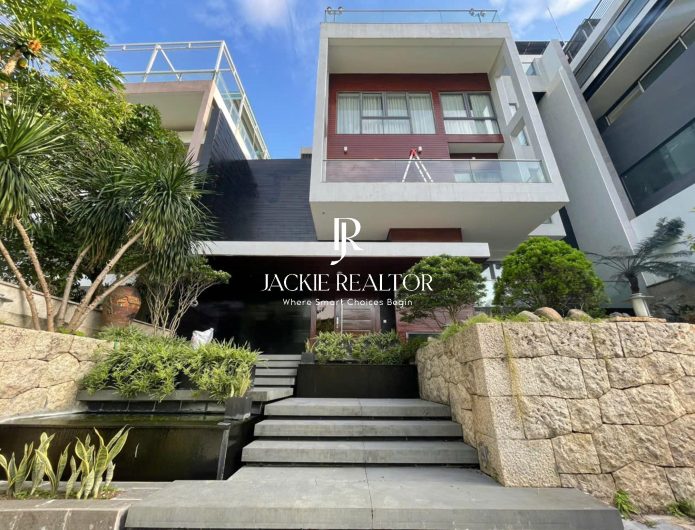 Innovative 5-bedroom villa Q Ciputra for rent (1)