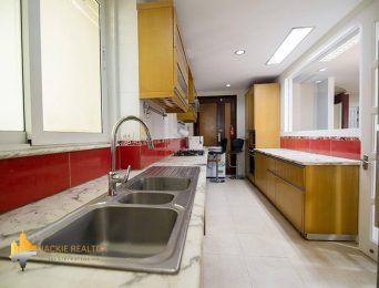 Inspiring apartment for rent in E4 E5 Ciputra Hanoi (5)