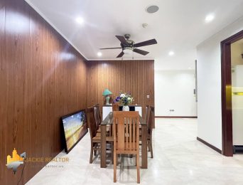 Large 3-bedroom apartment for rent with cheap price in L1 Ciputra (4)