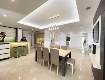 Large 3BDs182sqm apartment in P2 Ciputra for rent (4)