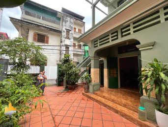 Large garden house for rent at Westlake Tay Ho (3)