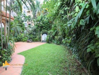 Large garden villa for rent at Tay Ho Westlake (2)