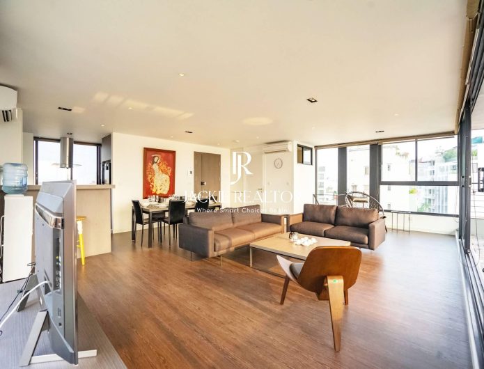 Lavish 3BRs apartment for rent in To Ngoc Van, Tay Ho, Hanoi (1)