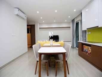 Lovely 2-bedroom apartment at L3 Ciputra for rent (5)