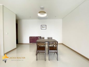 Lovely 2-bedroom apartment in 903B Starlake for lease (4)