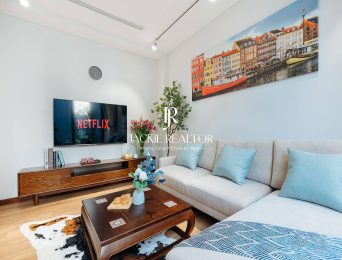 Lovely 2-bedroom apartment in Westlake Tay Ho for rent (2)