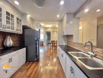 Lovely 3-bedroom apartment for rent in E4 Ciputra Tay Ho (5)