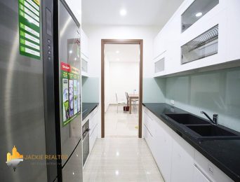 Lovely 3BRs apartment in L3 Ciputra to rent (4)