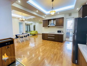 Lovely apartment for rent in E5 Ciputra, near UNIS Hanoi (4)