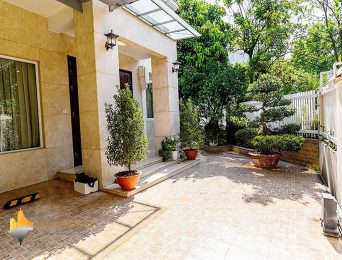 Lovely garden house for rent in T1 Ciputra (2)