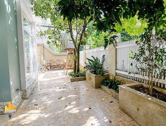 Lovely garden house for rent in T1 Ciputra (3)